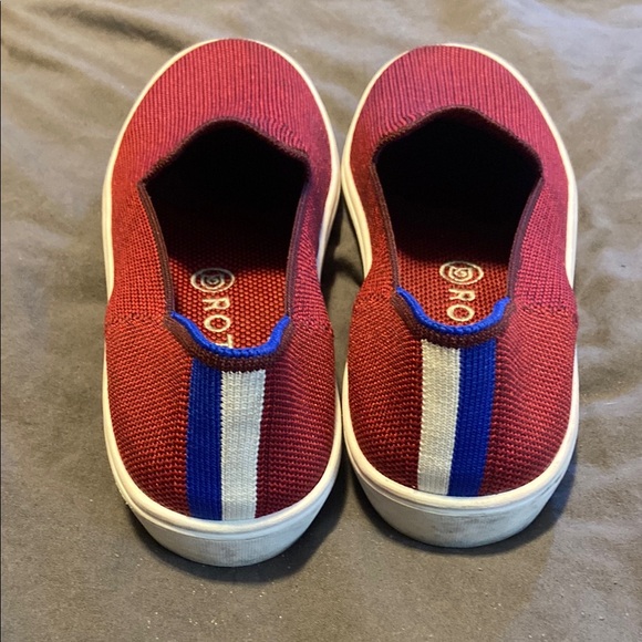 TOMS Men's Red Slip-On Shoes - Picture 3 of 4
